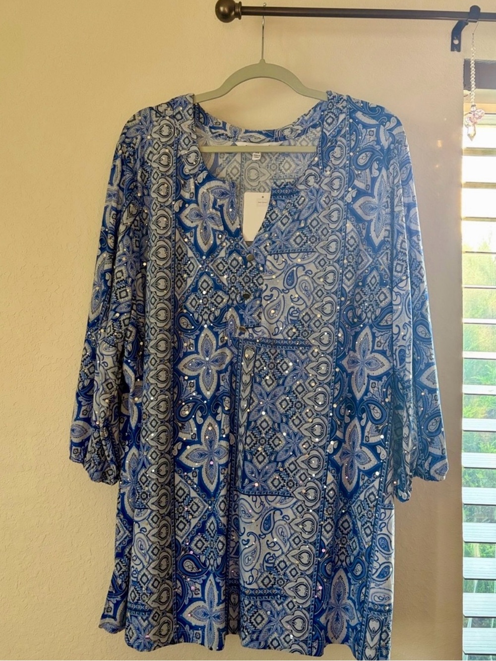 NWT Emily Daniels Blue Paisley Sequin Tunic Blouse Plus Size 2X
